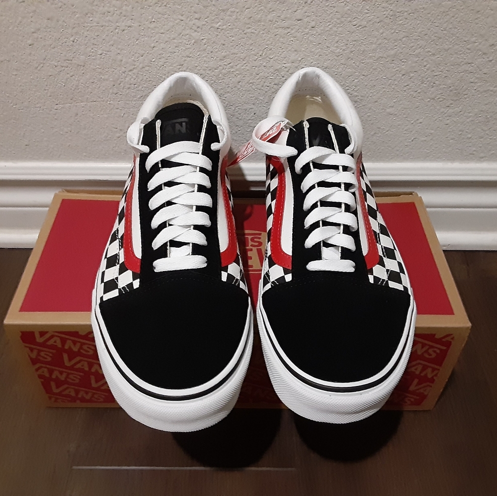 Vans - Picture 4 of 4